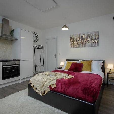 King Sized Luxury - Stylish Studio Flat Blackpool Ngoại thất bức ảnh